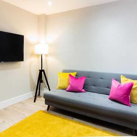 דבלין Guestready - Encantando O Apartamento 2Br No Newmarket Hall מראה חיצוני תמונה