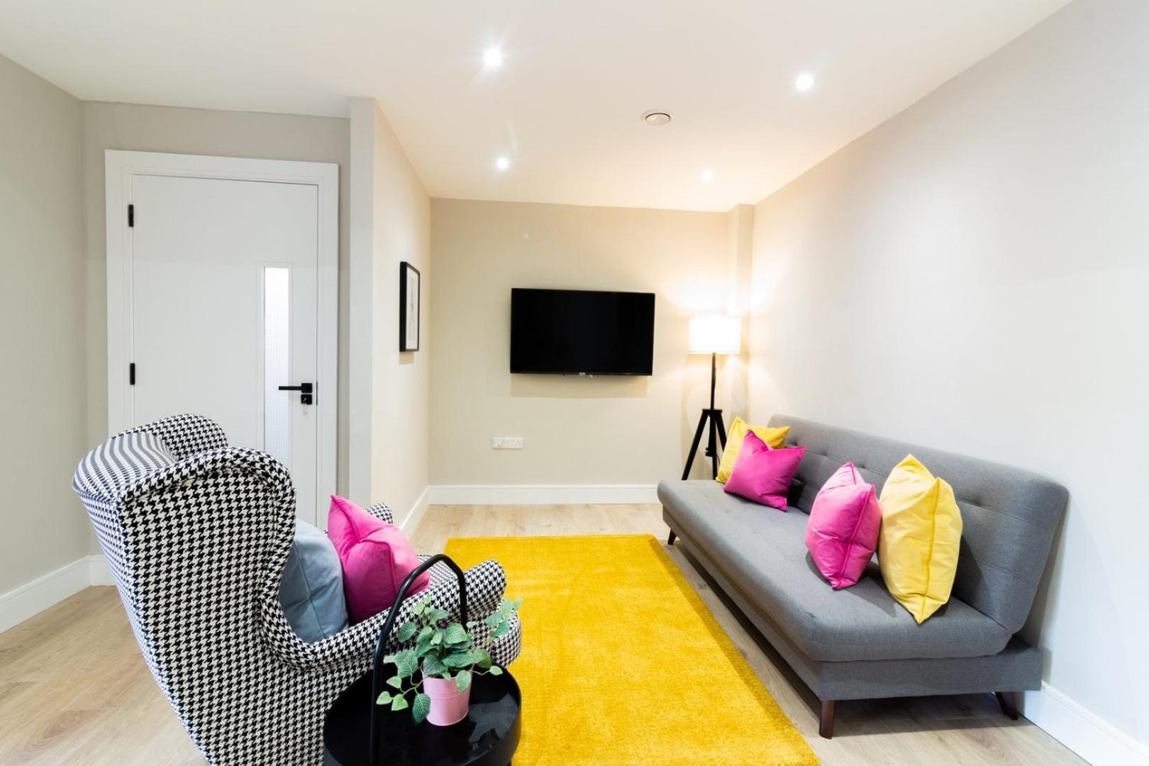 דבלין Guestready - Encantando O Apartamento 2Br No Newmarket Hall מראה חיצוני תמונה
